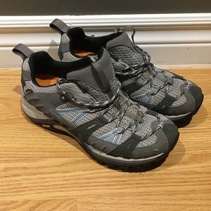 Merrell hiking shoes size 6.5